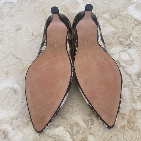 NWOT Clarks Linvale Jerica Pumps 9.5W - Picture 13 of 14